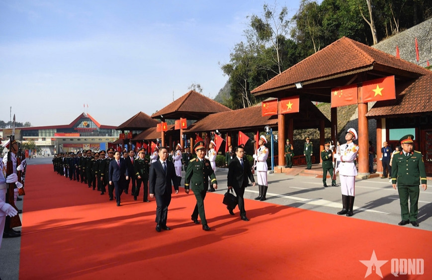 Giao lưu hữu nghị quốc phòng biên giới Việt Nam-Trung Quốc lần thứ 9 chính thức bắt đầu