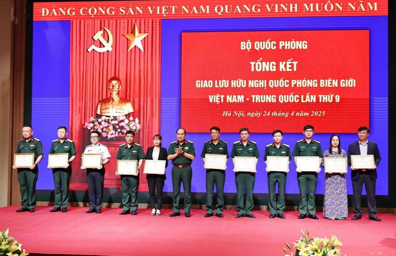 Tổng kết Giao lưu hữu nghị quốc phòng biên giới Việt Nam-Trung Quốc