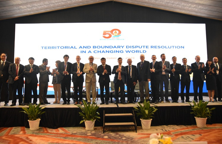 Hội thảo quốc tế “Giải quyết tranh chấp biên giới lãnh thổ trong một thế giới biến động”