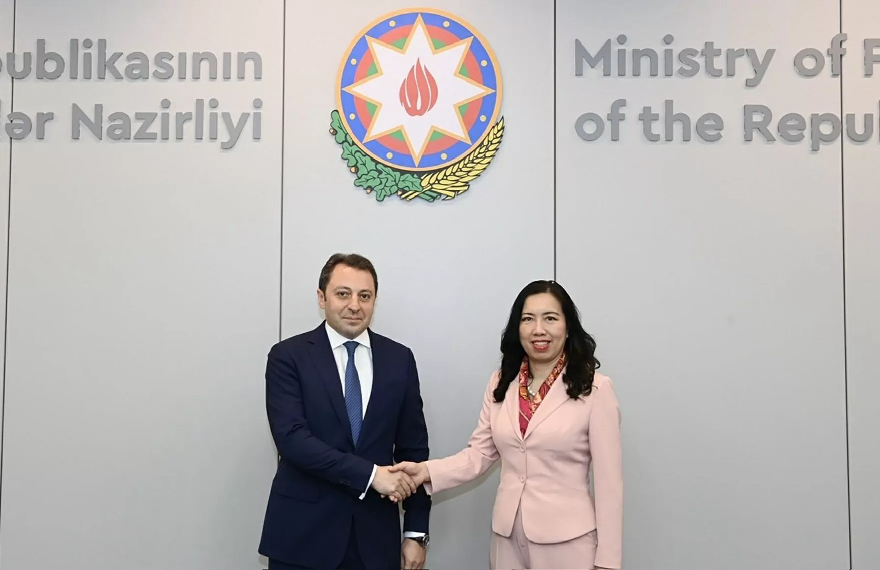 Thứ trưởng Bộ Ngoại giao Lê Thị Thu Hằng thăm Azerbaijan và đồng chủ trì tham vấn chính trị