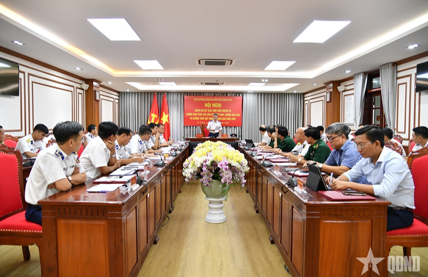   Cảnh sát biển Việt Nam sơ kết nhiệm vụ chống khai thác IUU 6 tháng đầu năm 2025