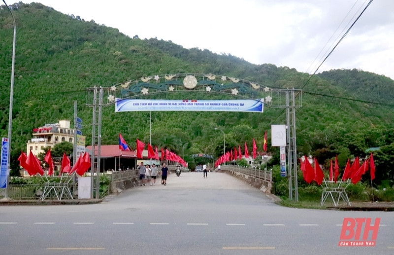 Những huyện nào sau đây là huyện biên giới của tỉnh Thanh Hóa?