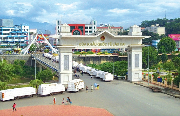 Hoàn thiện cơ sở pháp lý, nâng cao hiệu quả quản lý hoạt động thương mại biên giới