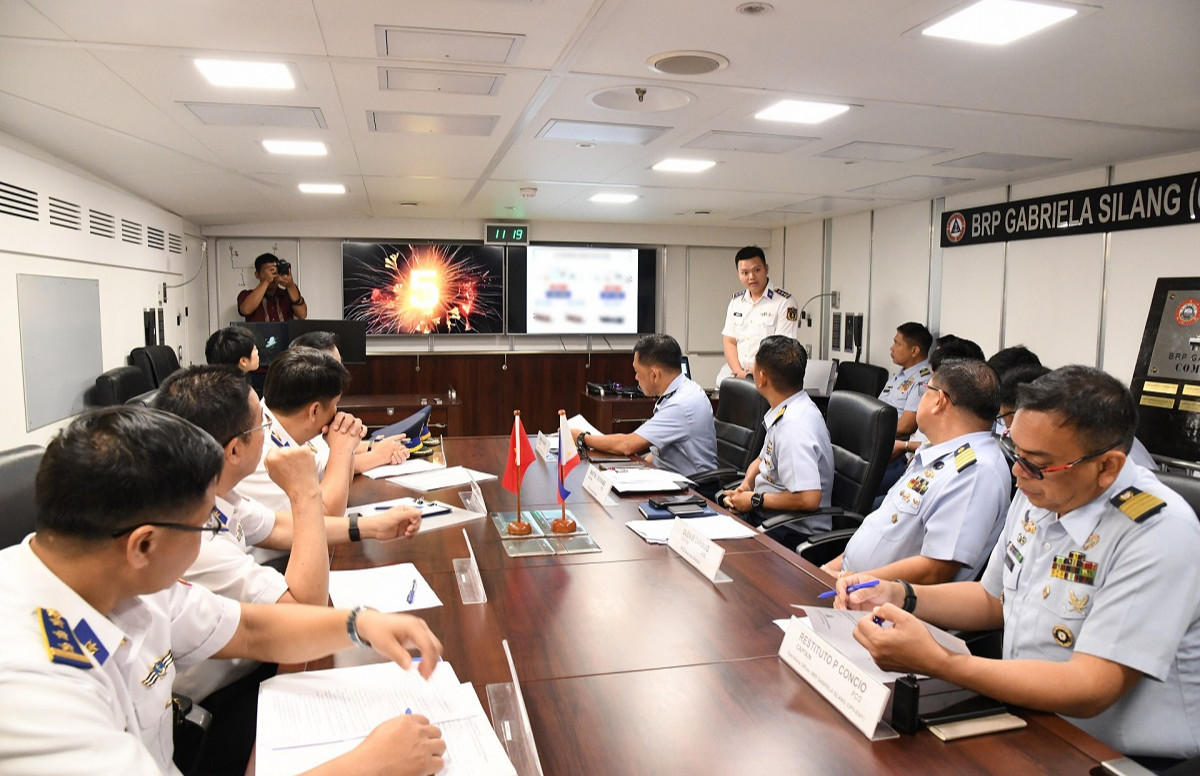 Thống nhất phương án luyện tập giữa Bộ Tư lệnh Vùng Cảnh sát biển 2 và Lực lượng Bảo vệ bờ biển Philippines